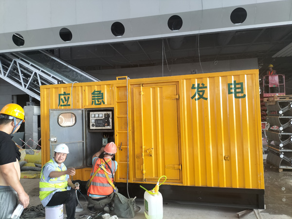 开远怎样判断空气滤清器是否需要更换？
